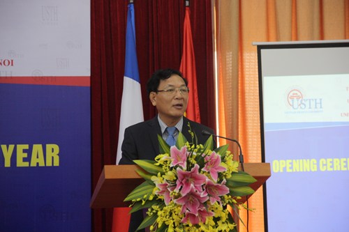 Trường Đại học Khoa học và Công nghệ Hà Nội khai giảng năm học mới
